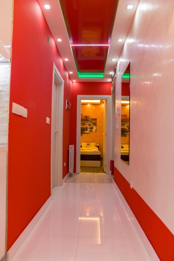 Spa Apartman Red Passion Apartment Belgrade Luaran gambar