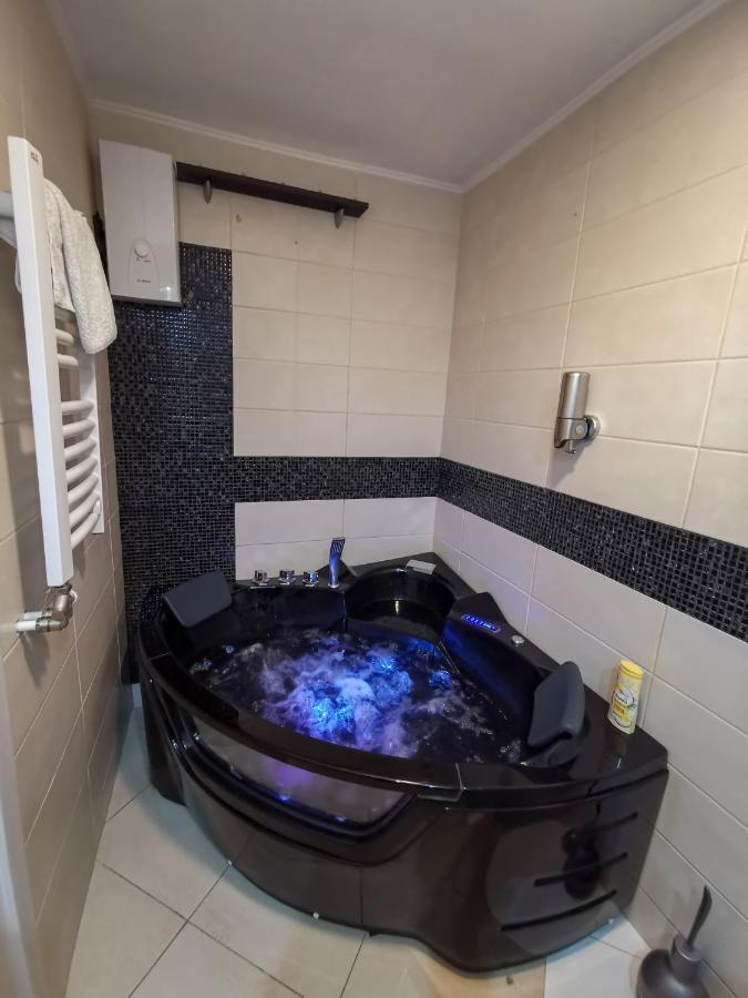 Spa Apartman Red Passion Apartment Belgrade Luaran gambar