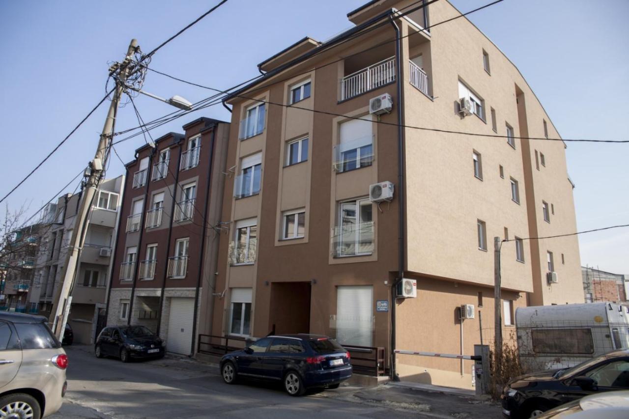 Spa Apartman Red Passion Apartment Belgrade Luaran gambar